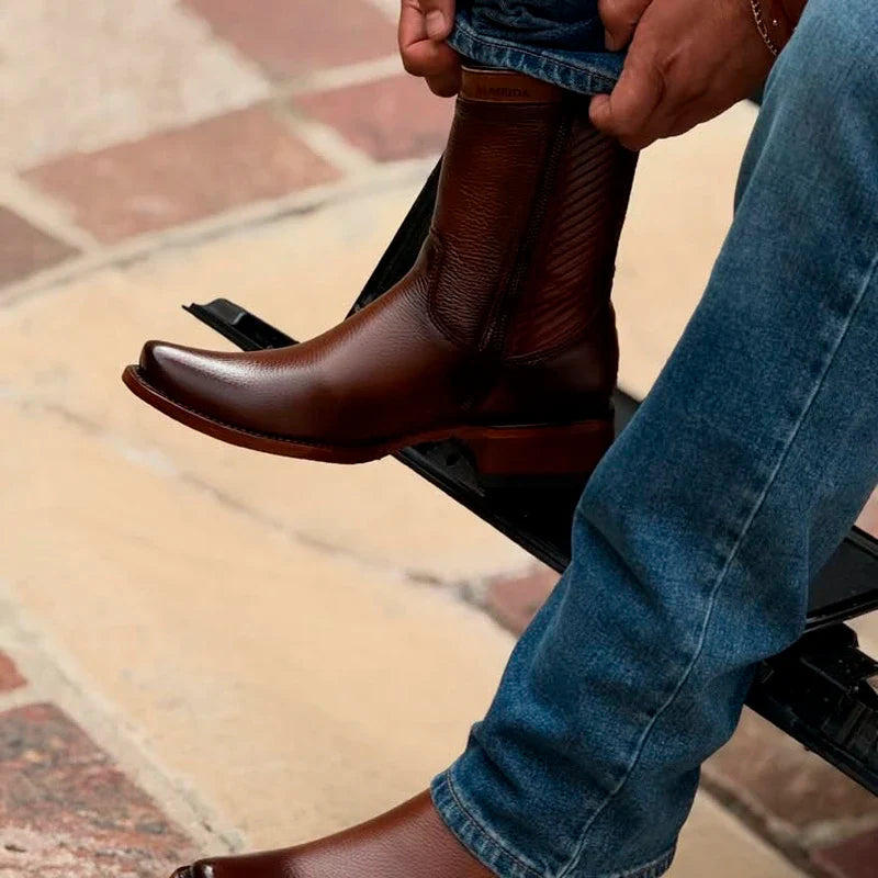 Kit Bota Maverick 3.0 em Couro Legítimo com Palmilha Ortopédica +BRINDES (Boné, Cinto e Carteira)!