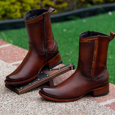 Kit Bota Maverick 3.0 em Couro Legítimo com Palmilha Ortopédica +BRINDES (Boné, Cinto e Carteira)