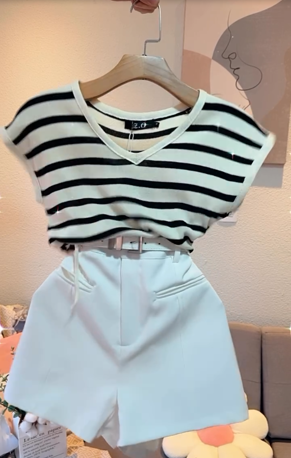 Compre 1 e Leve 2 - Conjunto Paty (Blusa + Short)!